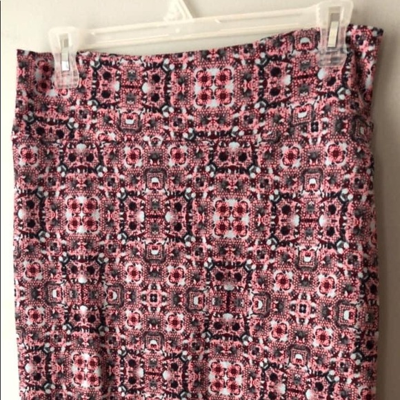 LuLaRoe print skirt - Picture 1 of 1